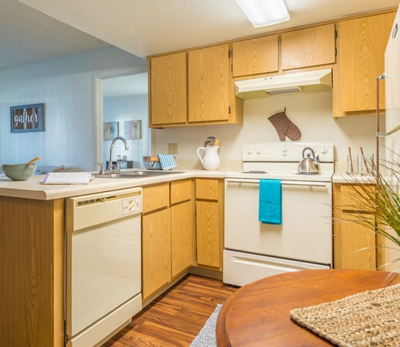 Canyon Creek Apartments in Tucson, AZ